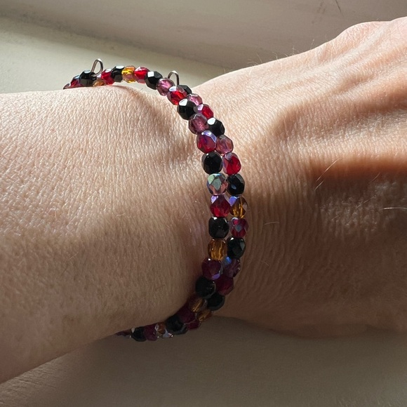 Bracelets - Memory-wire with sparkly glass beads - Picture 7 of 8